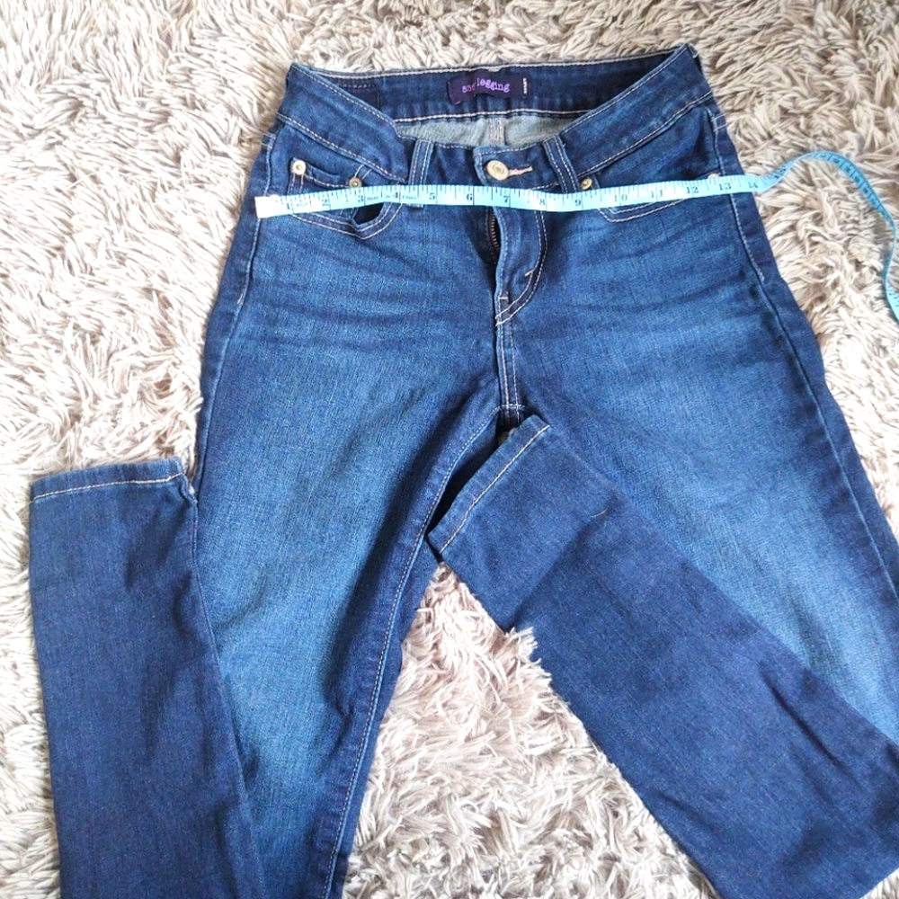 Levi’s jeans perfect fit